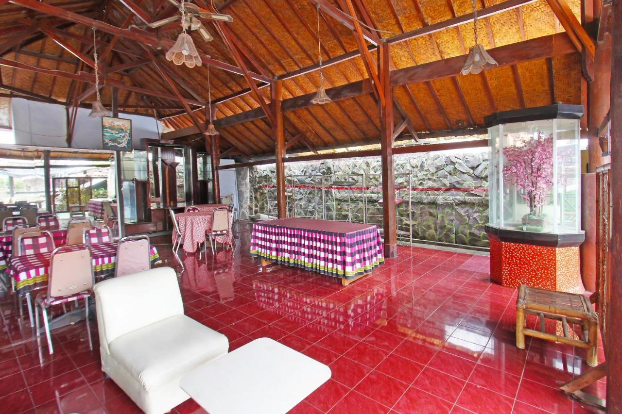 Oyo 91516 Wisata Hotel Mataram Esterno foto